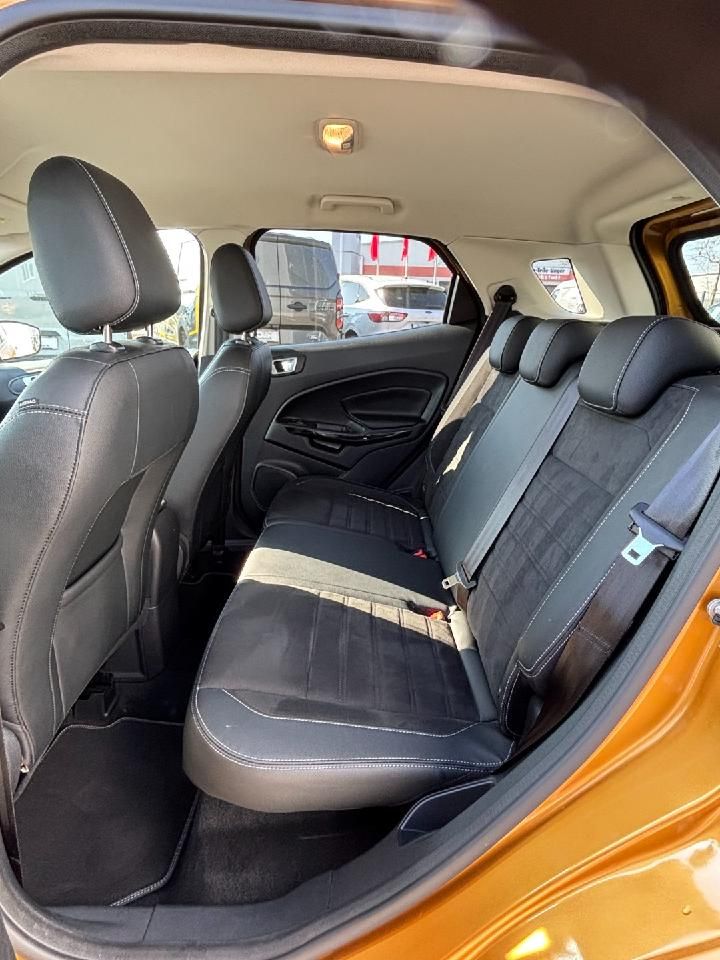 Fahrzeugabbildung Ford EcoSport ST-Line