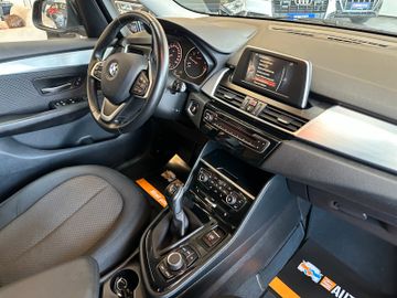 BMW 218 Active Tourer *xDrive*AHK*2-Zonen*