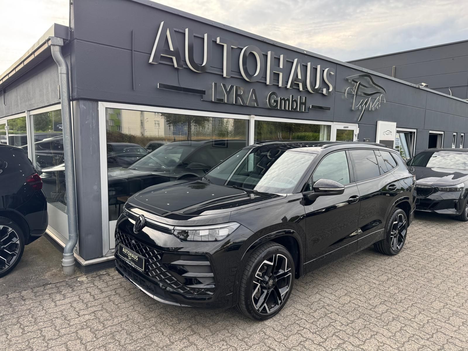 Volkswagen Tayron 2.0 TSI 4M R-Line*MATRIX*PANO*360°KAM*H&K imagem 2