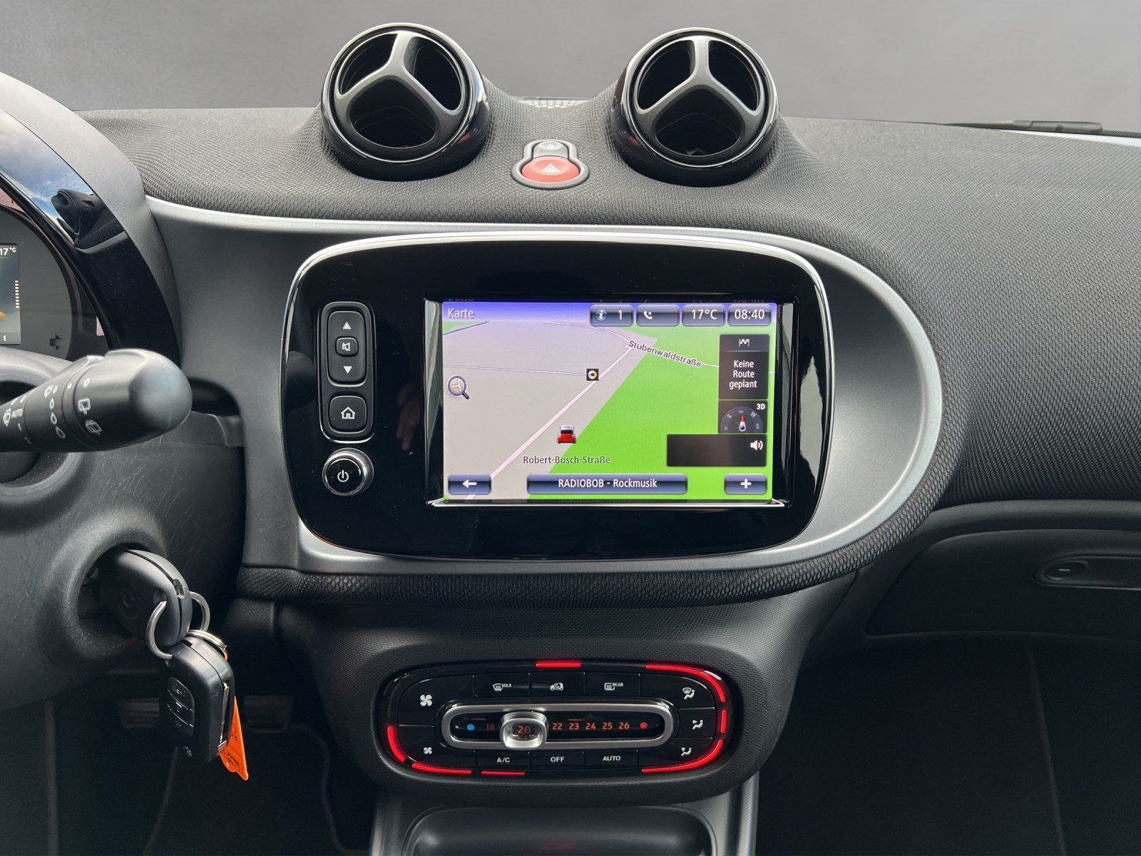 Fahrzeugabbildung Smart ForFour Passion PDC/TEMPOMAT/KLIMA/SHZ/NAVI/