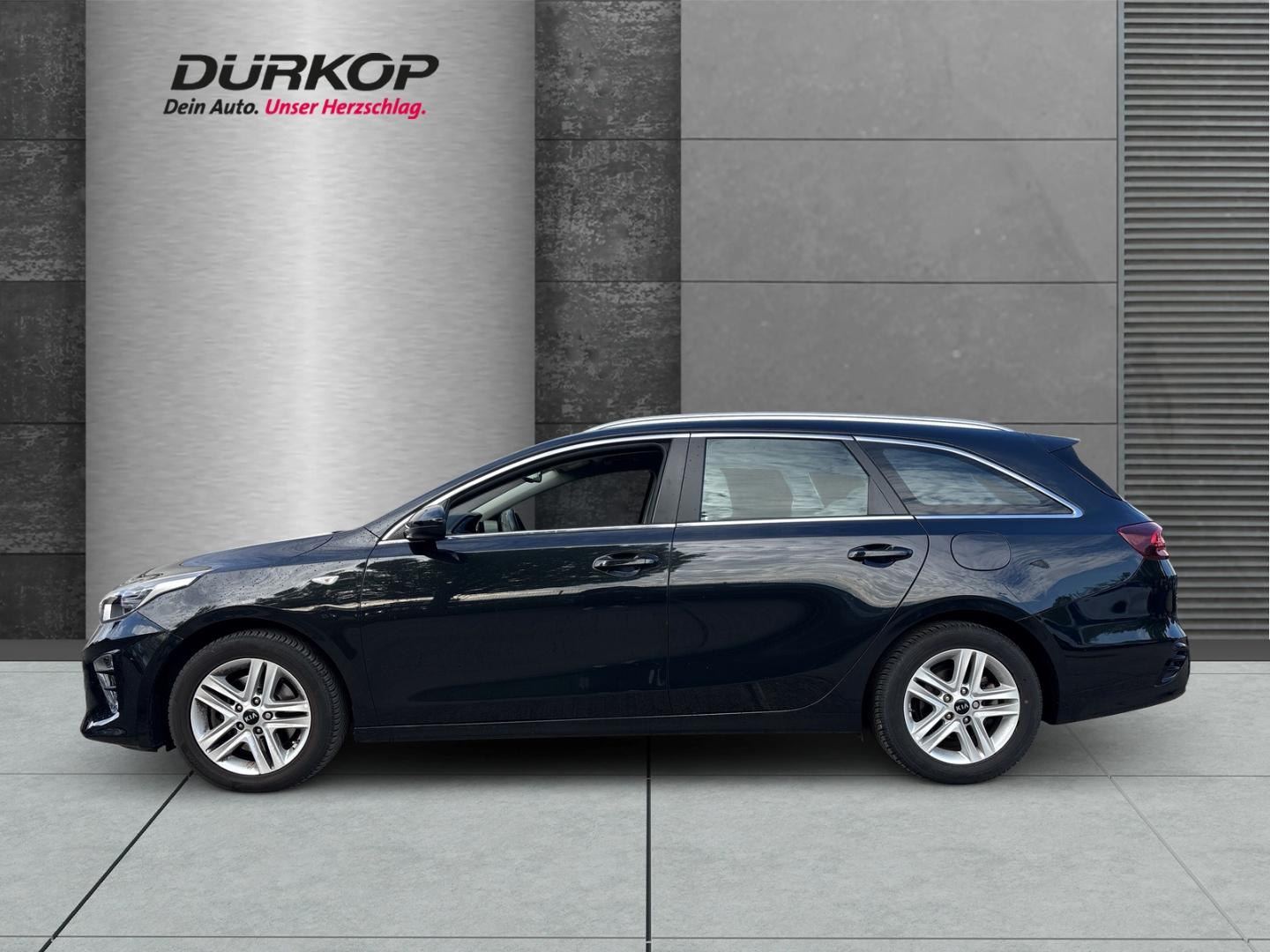 Kia Ceed_sw Vision 1.4 T NAV KOMF CarPlay Android Au