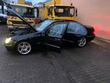 Mercedes-Benz Mercedes E Klasse 270 - gebrauchte Mercedes-Benz E 270 aus dem Jahr 2004