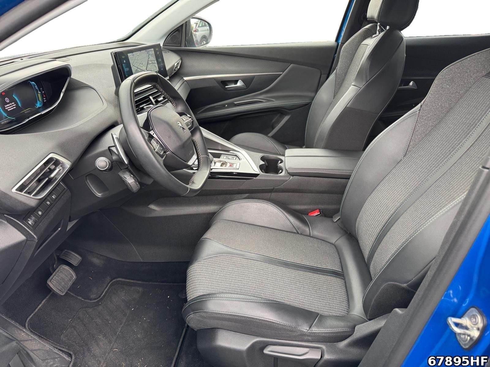Fahrzeugabbildung Peugeot 3008 1.6 Hybrid 225 (Plug-In), Allure