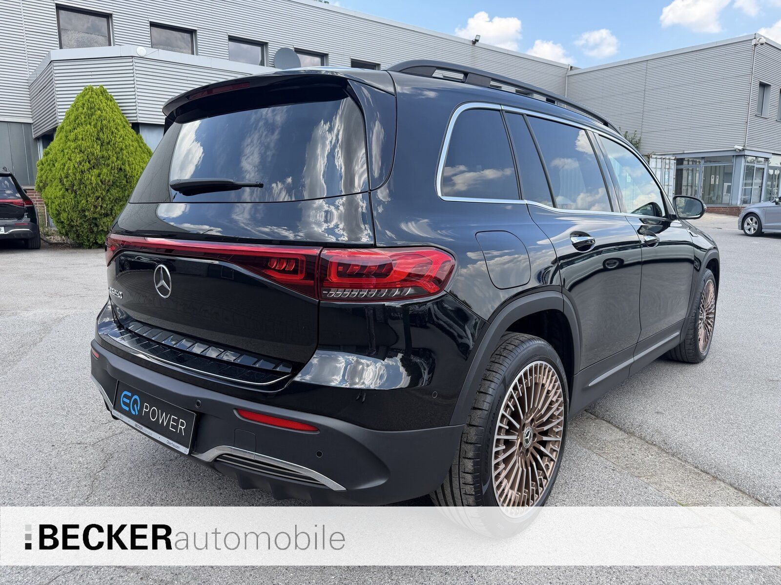 Mercedes-Benz EQB 250 EDITION 1 AMG TOTWINKEL 360° Sound 20" foto 6
