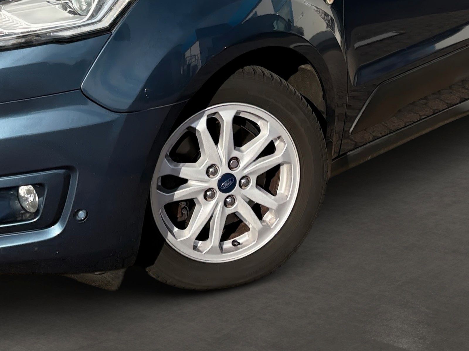 Fahrzeugabbildung Ford Transit Connect Kasten Trend