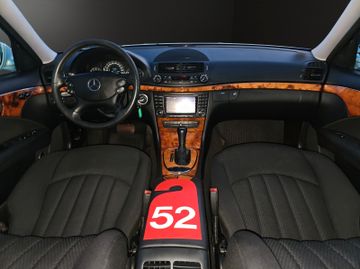 Mercedes E 320 - 10