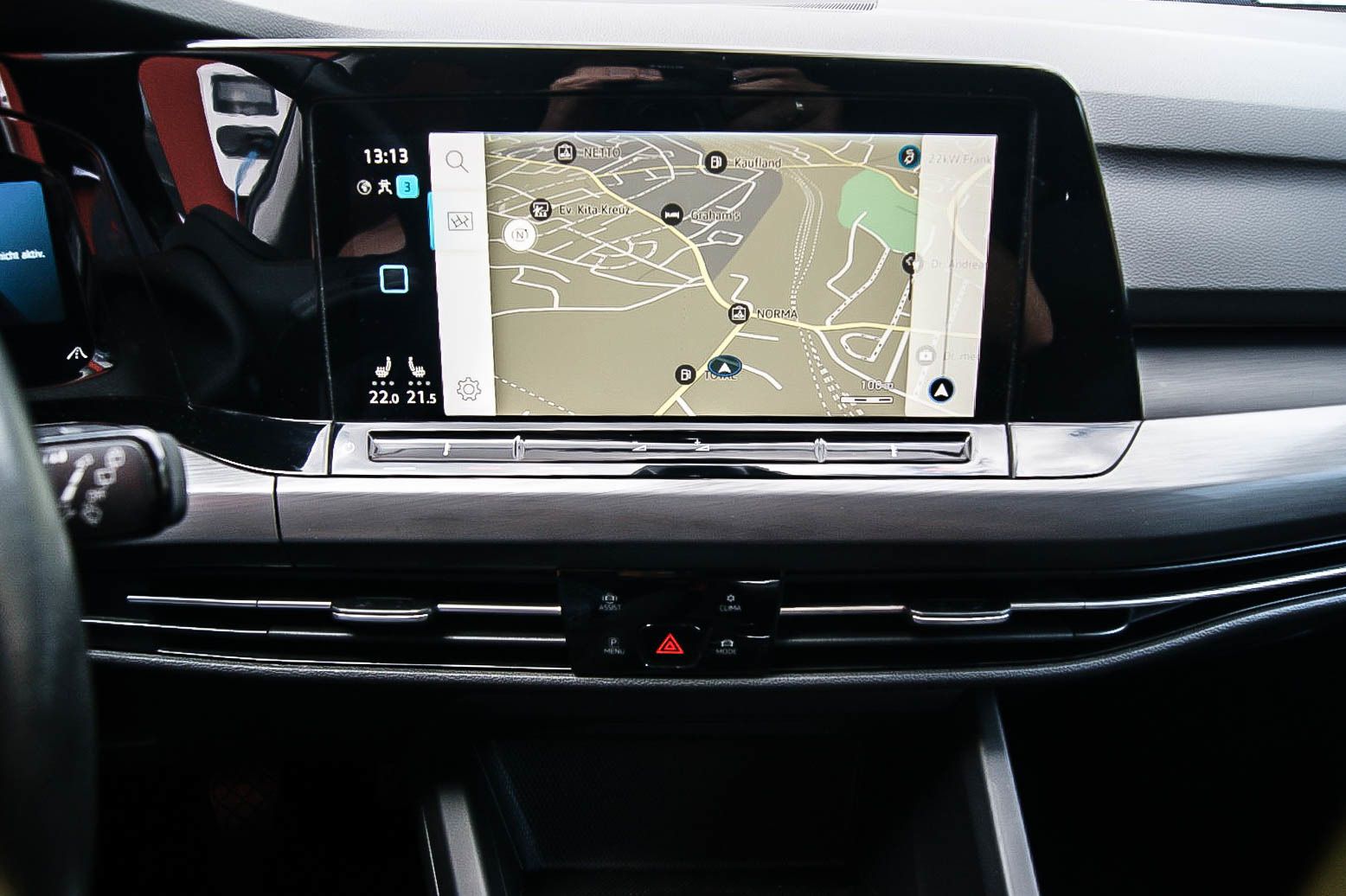 Fahrzeugabbildung Volkswagen Golf VIII 1.5 TSI ''1st EDITION'' PANORAMA VIRTU