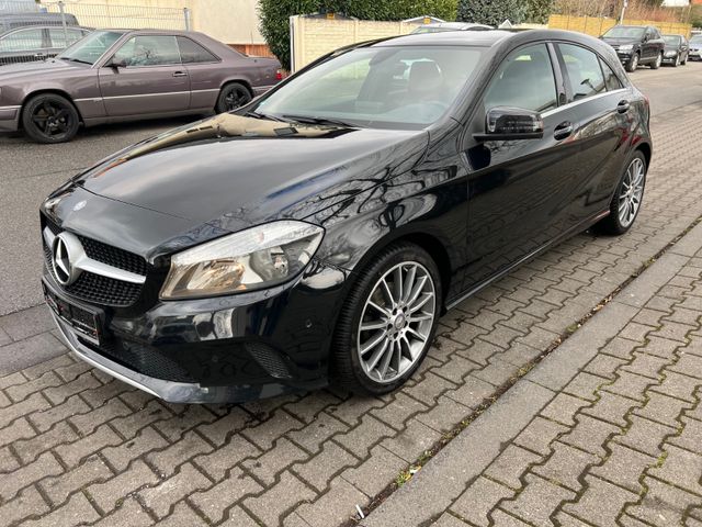 Mercedes-Benz A 200 Klasse  BlueEfficiency AMG-Line Automatik