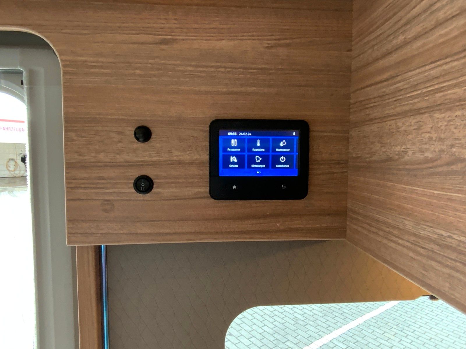 Fahrzeugabbildung Weinsberg CaraSuite 650 MEG