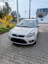 Ford Focus 1,6 Titanium Turnier Titanium - Ford Focus aus 2010: Titanium