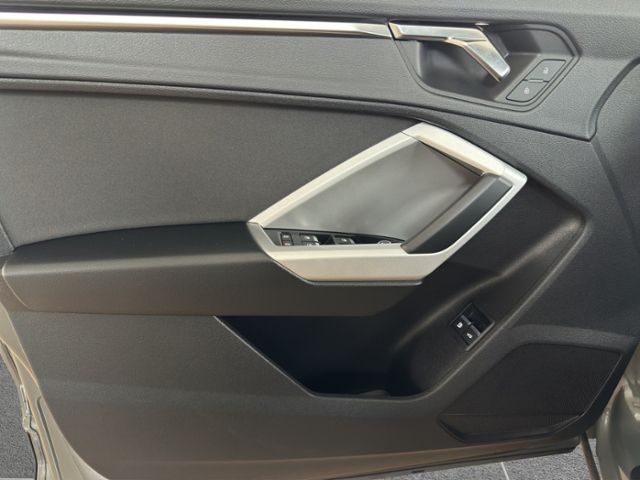 Audi Q3 45+TFSI e+LED+MMI NAVI+KAMERA+ foto 11