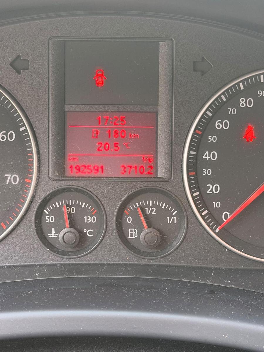 Volkswagen Golf Plus 2006 — interior