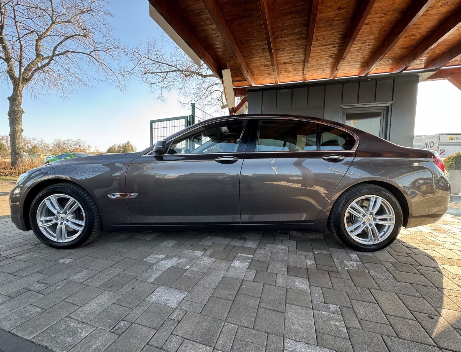 Fahrzeugabbildung BMW 750i xDrive *Bi-Xenon*Top Zustand*Kamera*Memory*