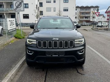 Jeep Grand Cherokee - 1