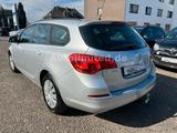Opel Astra J Sports Tourer Edition - Opel Astra: J Edition