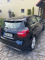 Mercedes-Benz A 160 Style Style - Mercedes-Benz A 160 mit Benzin-Antrieb