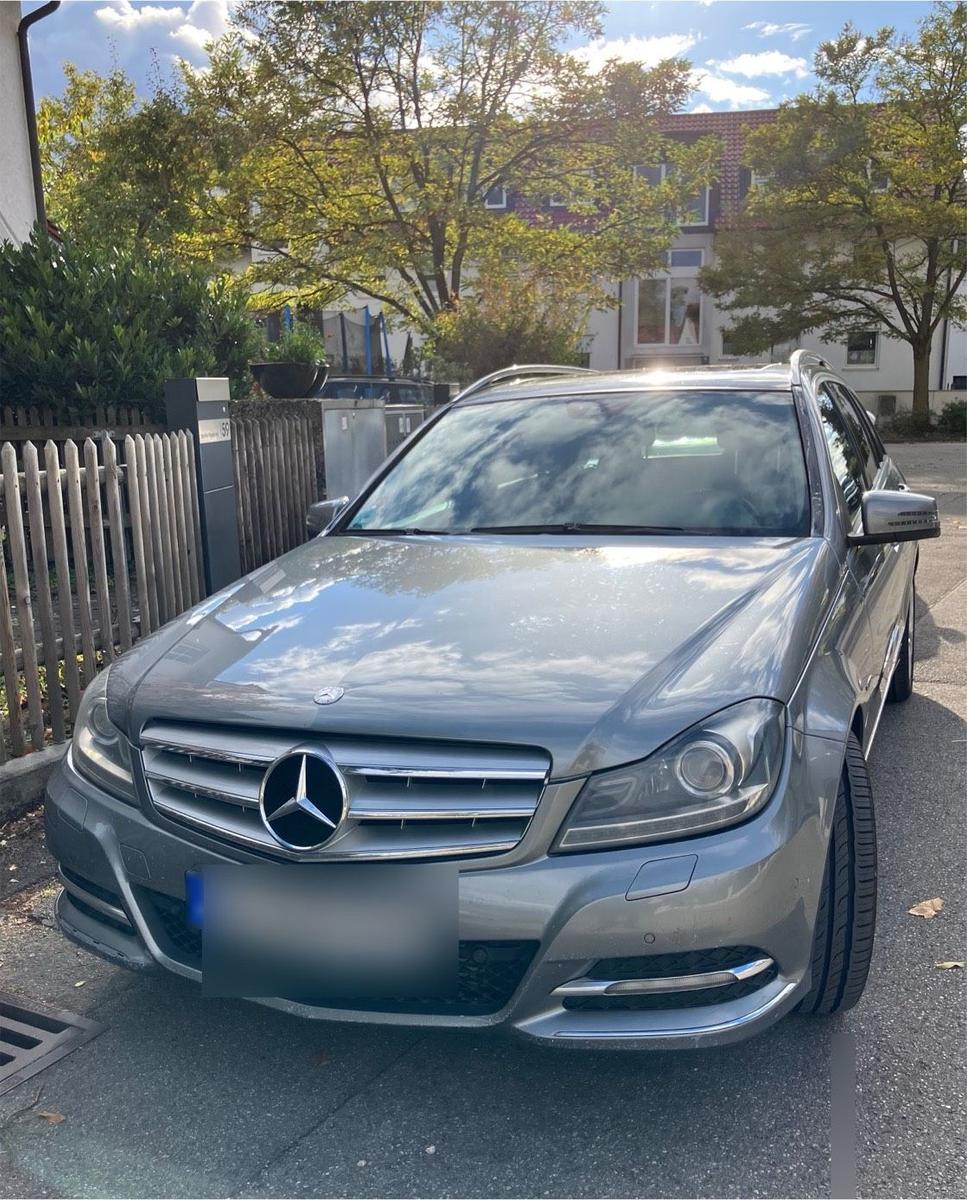 Mercedes-Benz C 220