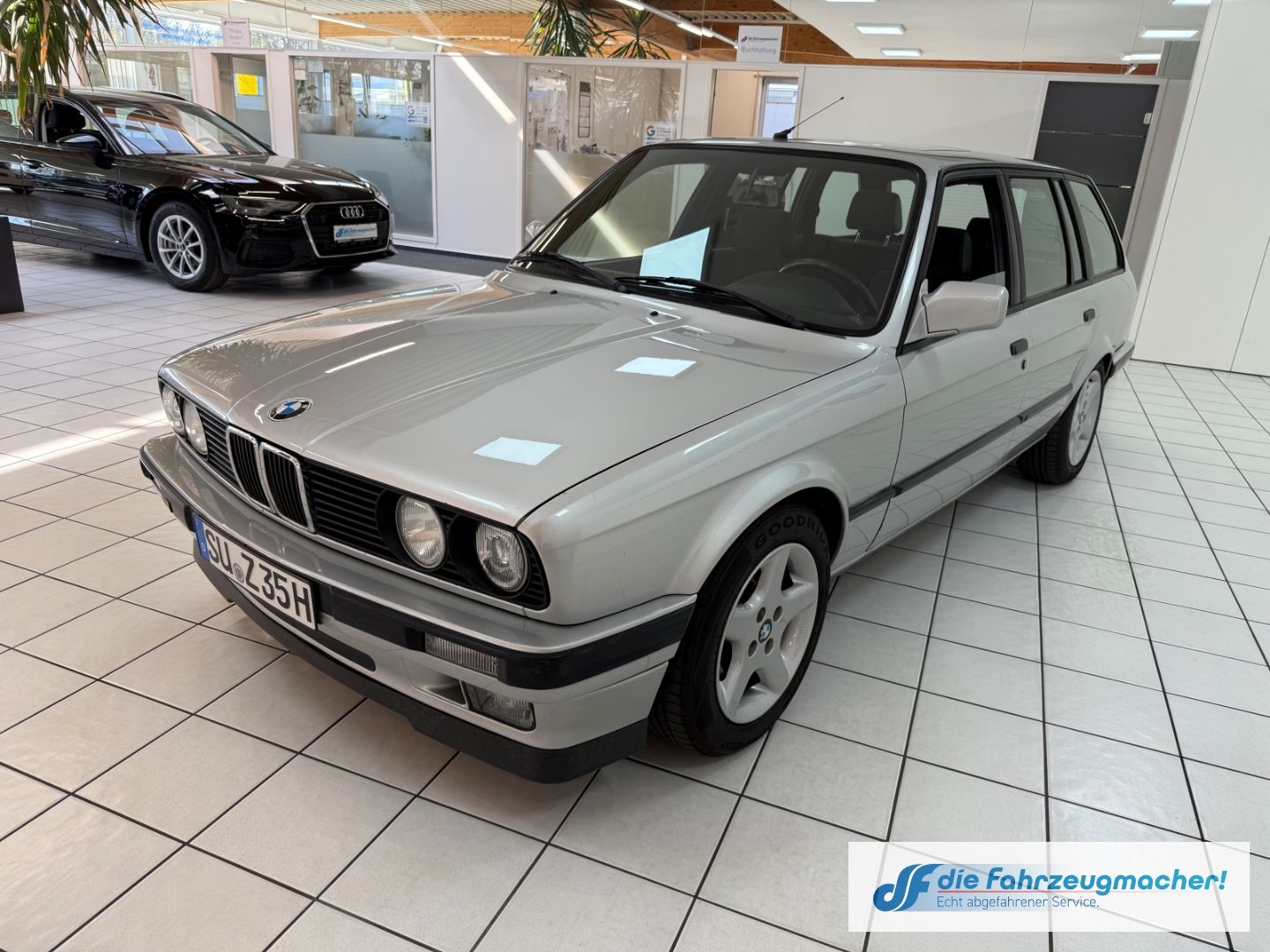 Fahrzeugabbildung BMW 318 i Touring SD NSW ABS Servo IM KUNDENAUFTRAG