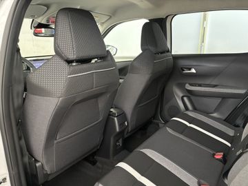 Fotografie des Opel Frontera 1.2 DI Hybrid 48V eDCT GS (1G)