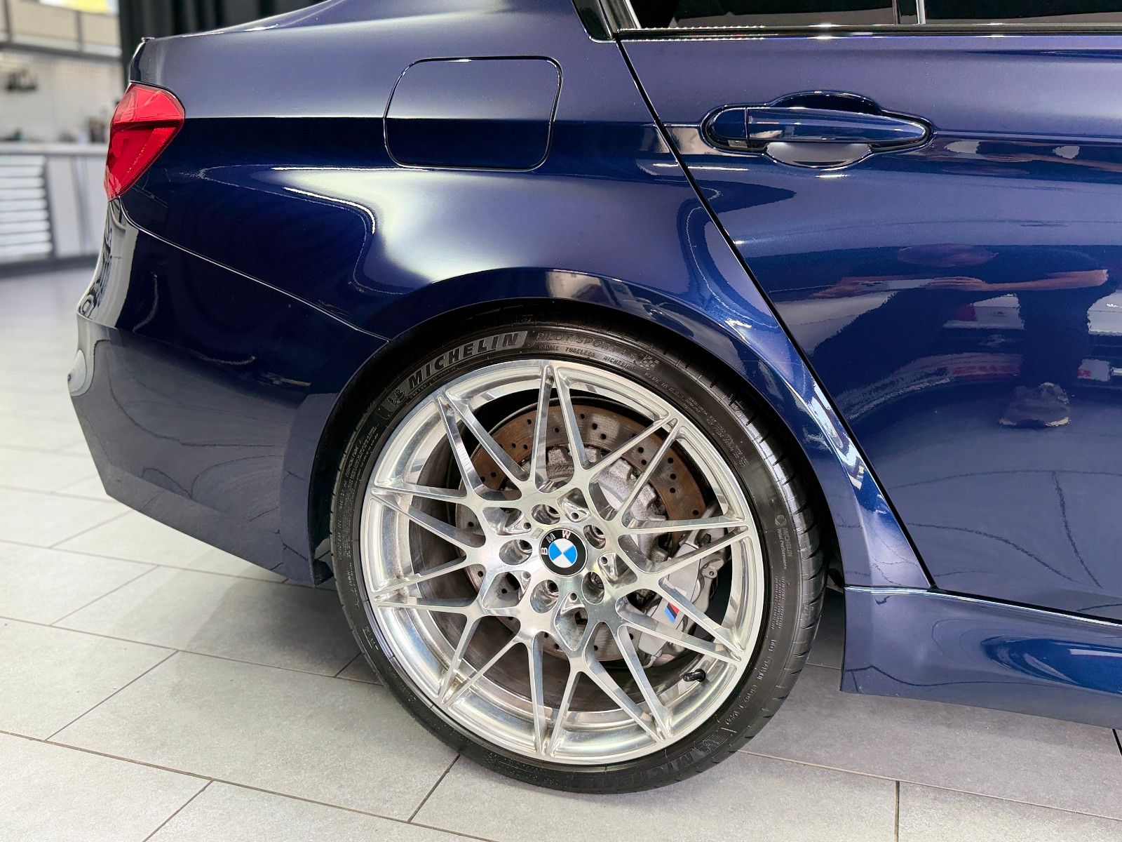Fahrzeugabbildung BMW M3 Competition|D-FZG|INDIVIDUAL|H&K|M-DRIVER|HuD