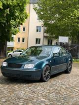 Volkswagen VW Bora 1.6|TÜV 2/27!|Klima PDC| sportlich - Volkswagen Bora: Sport