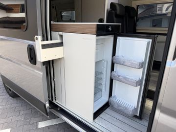 Westfalia Columbus 600 E 140 PS Winterpaket SOLAR Markise