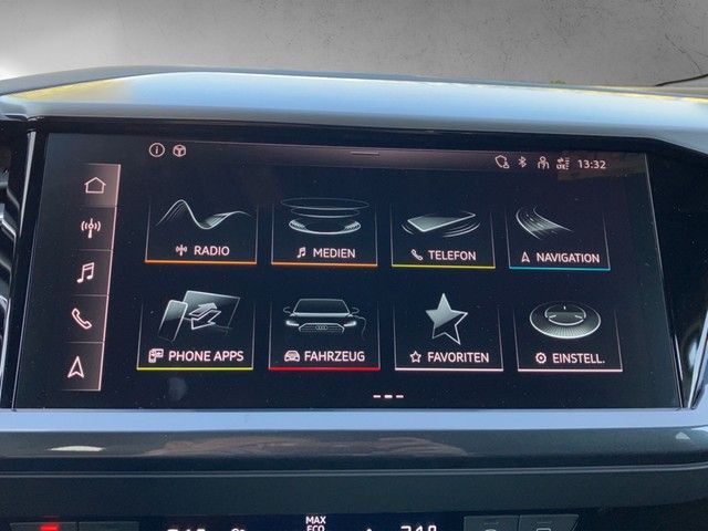 Fahrzeugabbildung Audi Q4 e-tron Sportback 40 e-tron S line, Matrix LED
