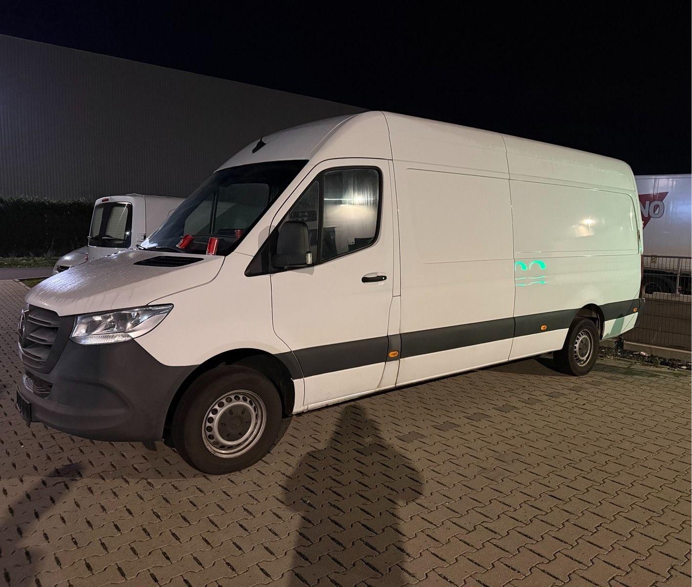 Mercedes-Benz Sprinter