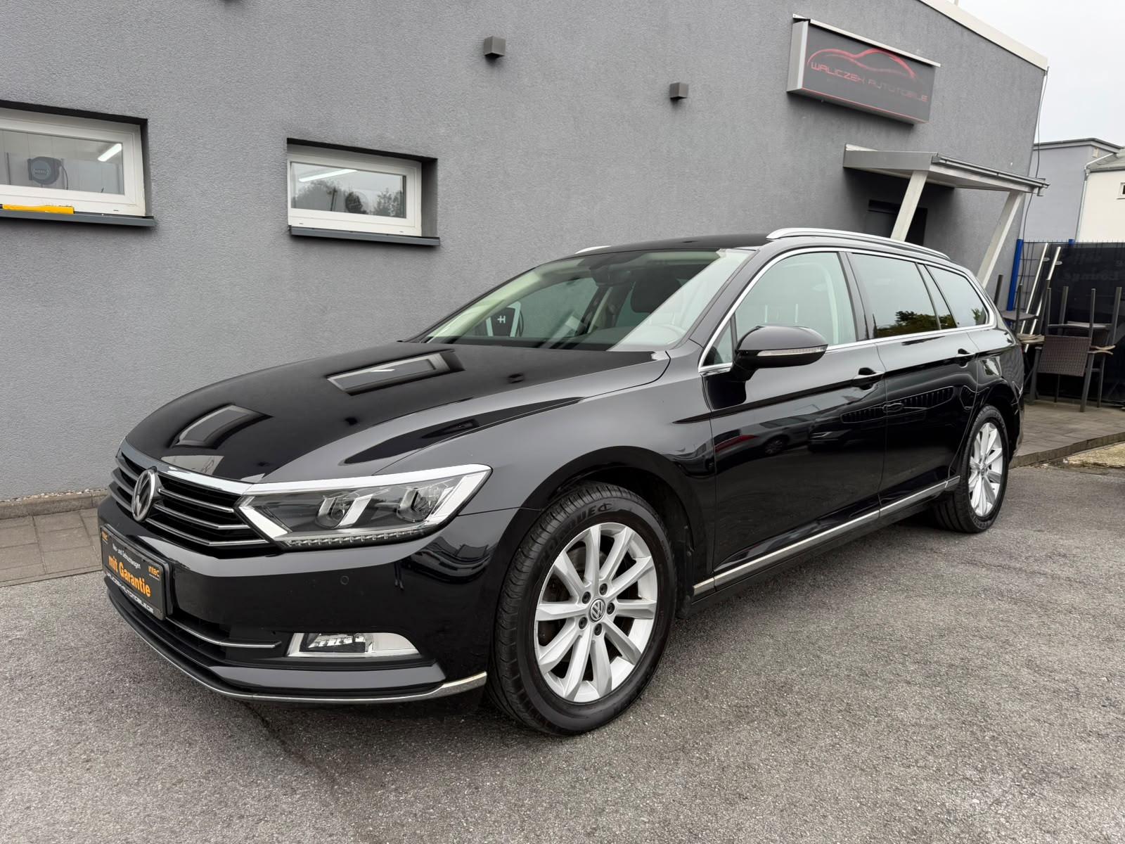 Volkswagen Passat Variant Highline AHK ACC 8 fach