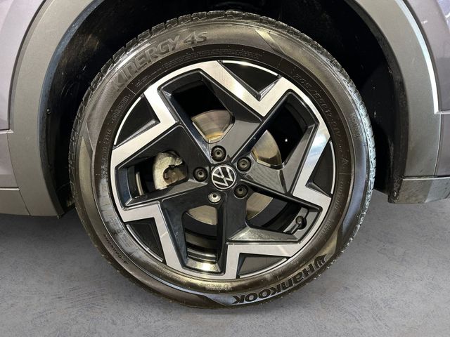 T-Cross 1.5 TSI DSG R LINE IQ.LIGHT+AHK+NAVI+ACC