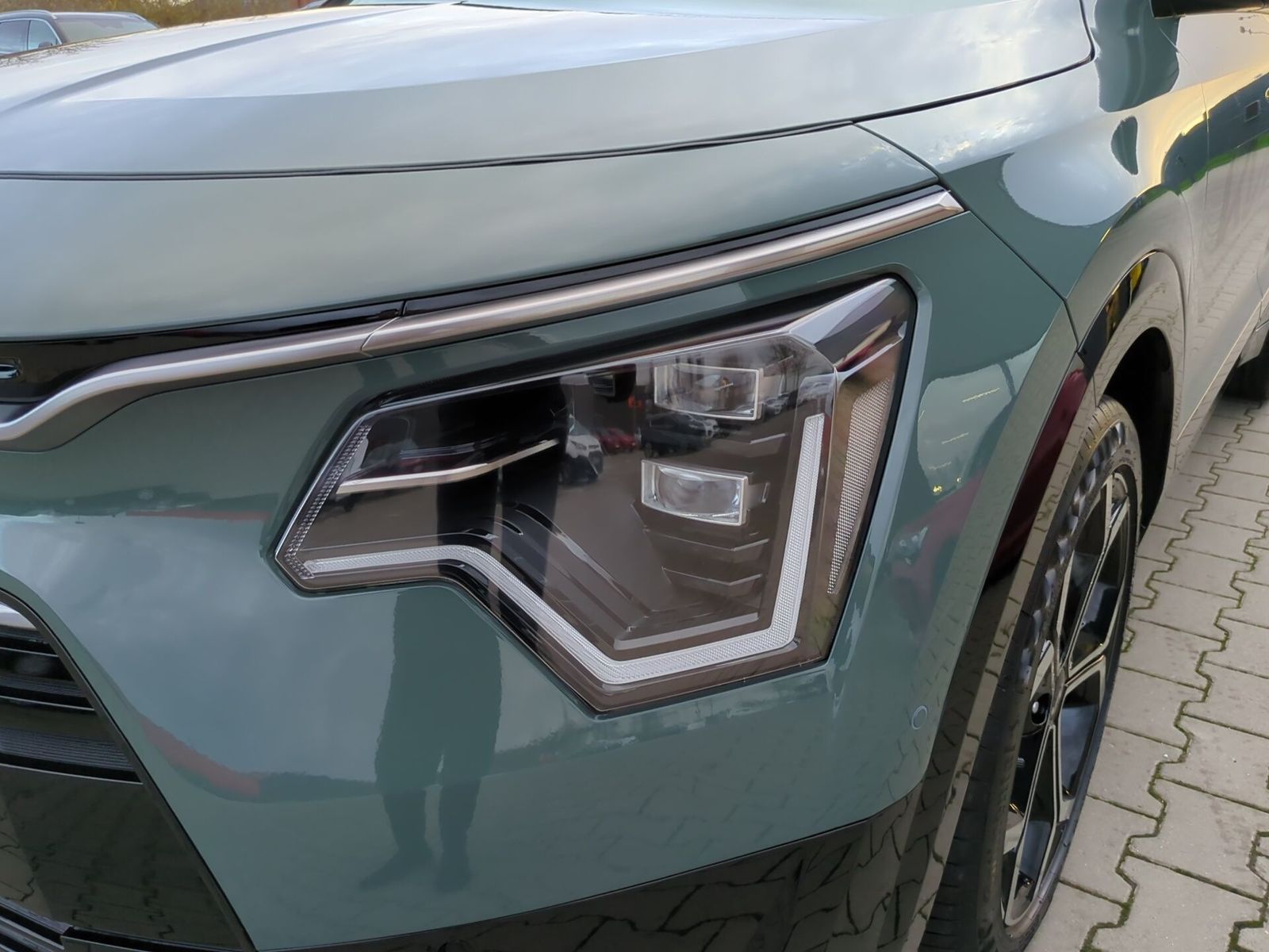 Fahrzeugabbildung Kia NIRO 1.6 HEV 129 SPI 18Z TEC REX GD BLK