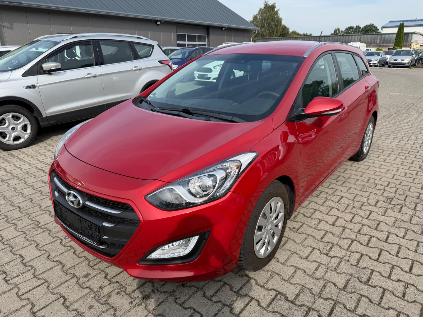 Hyundai i30 cw blue Navi Kamera