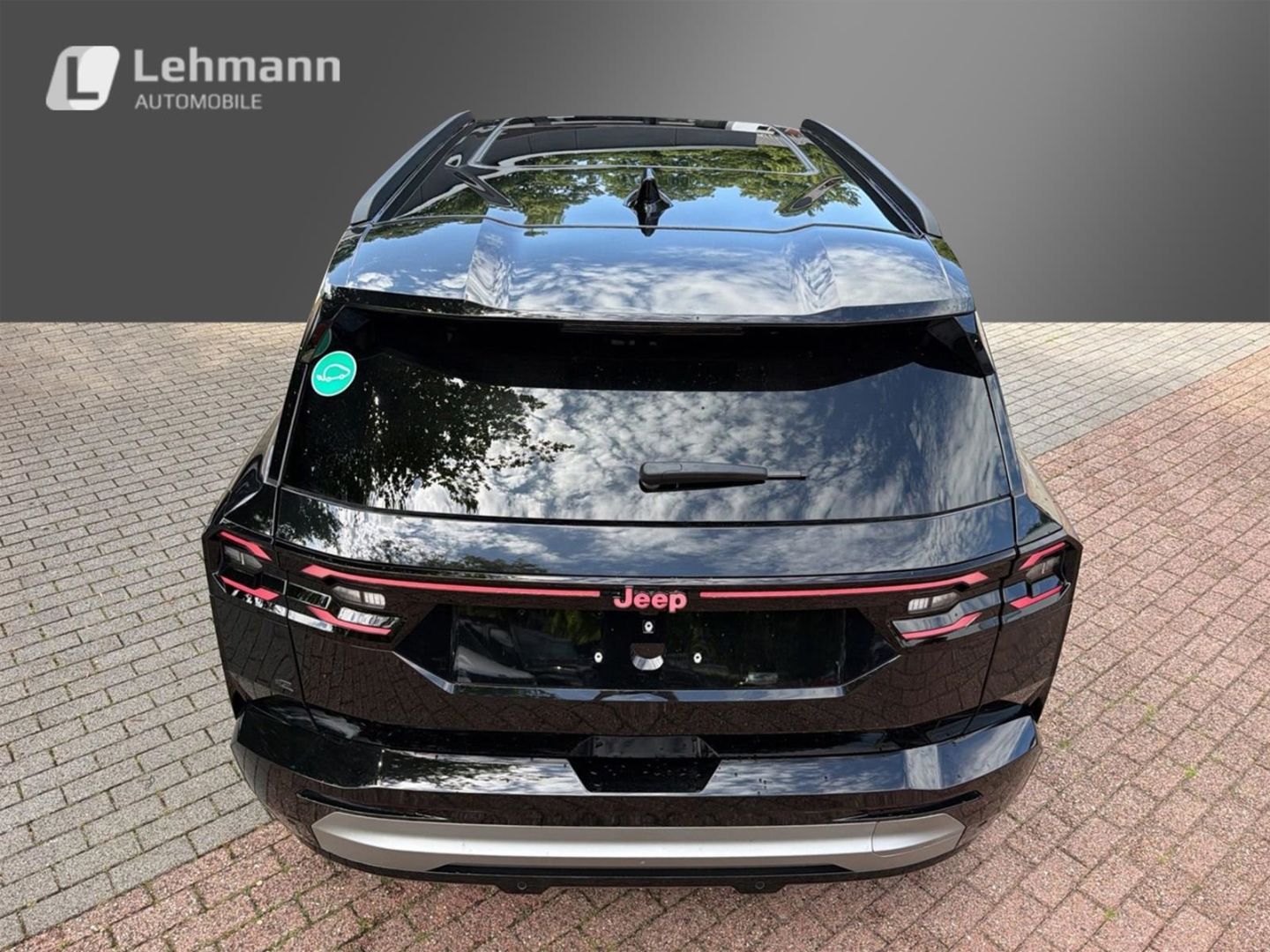 Fahrzeugabbildung Jeep Compass NEW MY26 ELEKTRO FIRST EDITION -VOLL- Pa