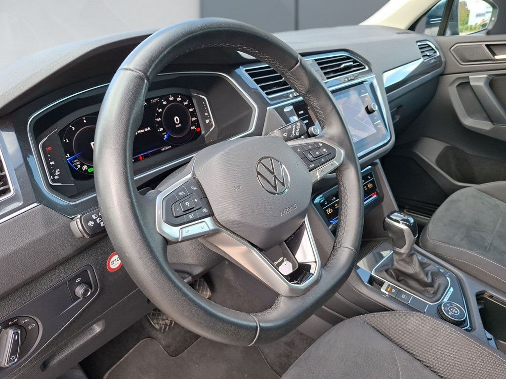 Tiguan 2.0 TSI Elegance 4Motion *DSG*STANDH*AHK*