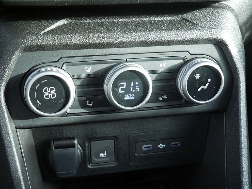 Fahrzeugabbildung Dacia Jogger Extreme Hybrid 155 FACELIFT 2026 5-SITZER