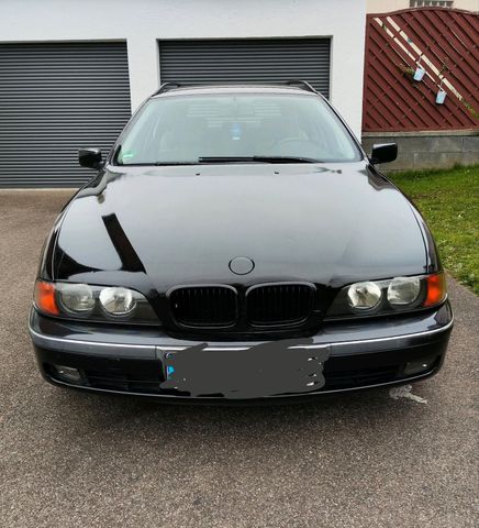 BMW e39 520i