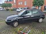 Ford Benzin  Unfallfrei  222.000 km - gebrauchte Ford Fiesta aus dem Jahr 1999