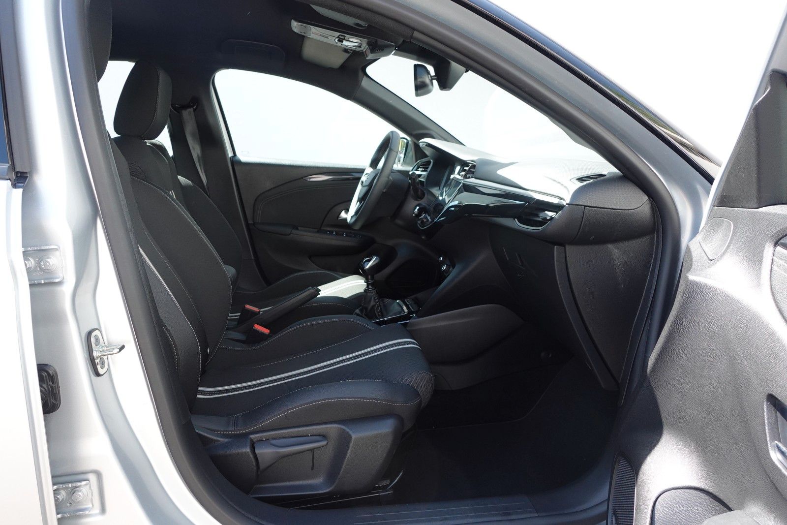 Fahrzeugabbildung Opel Corsa GS 1.2T,Sitzhz,Kamera,Allwetter,LED,DAB+