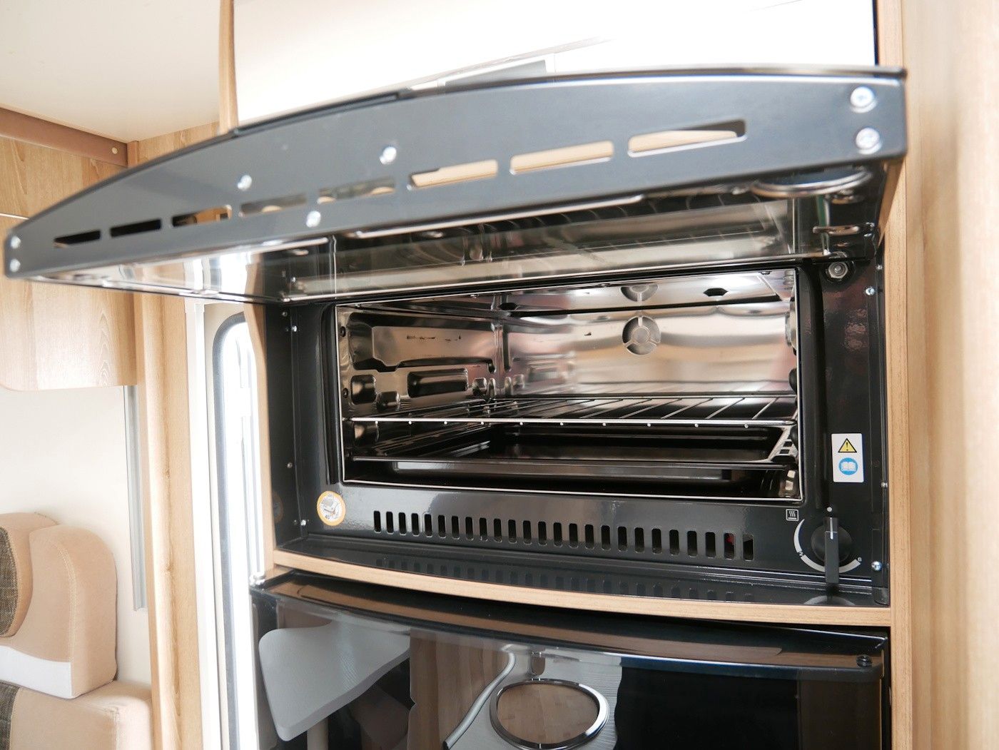 Fahrzeugabbildung GiottiLine G-Liner 937 1.Hand Luftfahrwerk Backofen Kamera