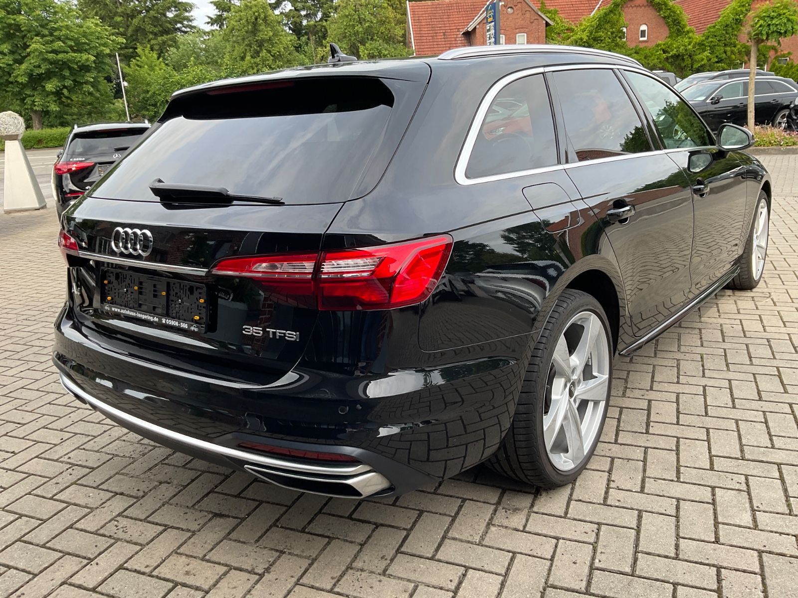 Fahrzeugabbildung Audi A4 35 TFSI S tronic Avant,CarPlay,ACC,Kamera