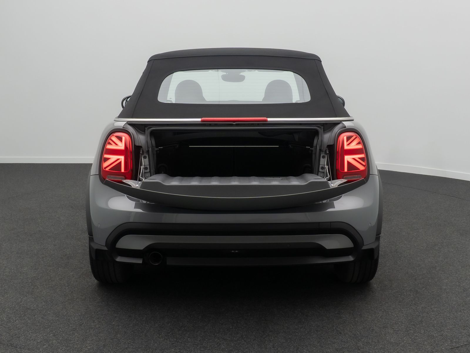 Fahrzeugabbildung MINI One Cabrio Classic Trim Komfort DAB Leder Sport