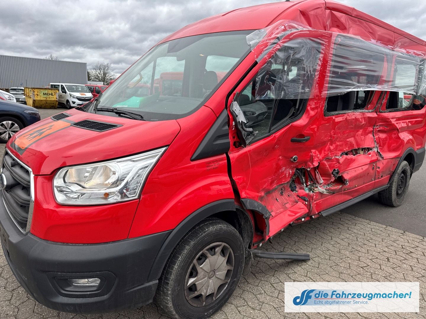 Fahrzeugabbildung Ford Transit Kombi 350 L3 Trend *TOTALSCHADEN *9058