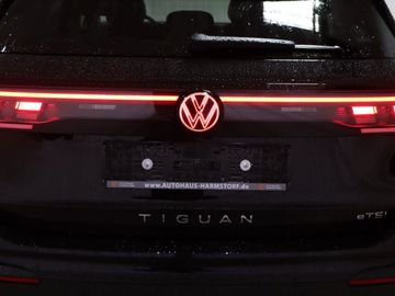Fahrzeugverkauf 25 Volkswagen Tiguan 1.5 eTSI 110 kW Life AHK elek. Koffer Kam
