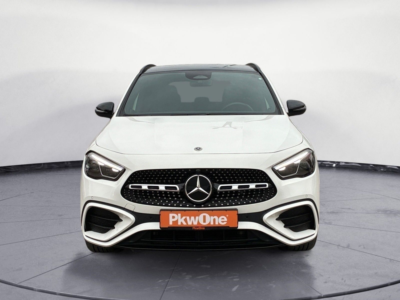 Mercedes-Benz GLA 220 4 MATIC AMG LED TEMPOMAT PANORAMA NAVI foto 7