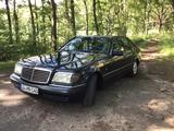 Mercedes-Benz S 320 W140 Liebhaberfahrzeug - blaue Mercedes-Benz S 320
