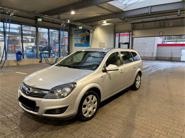 Opel Astra H 1.9CDTI TÜV 04.2026