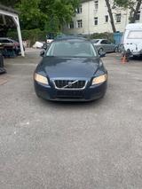 Volvo V70 2.0 Momentum Momentum - gebrauchte Volvo V70 aus dem Jahr 2009
