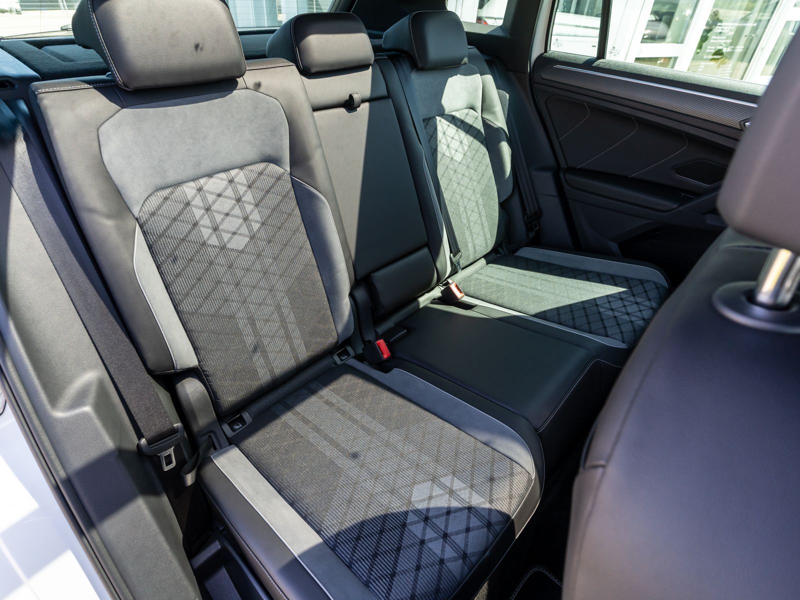 Volkswagen Tiguan - Bild 8