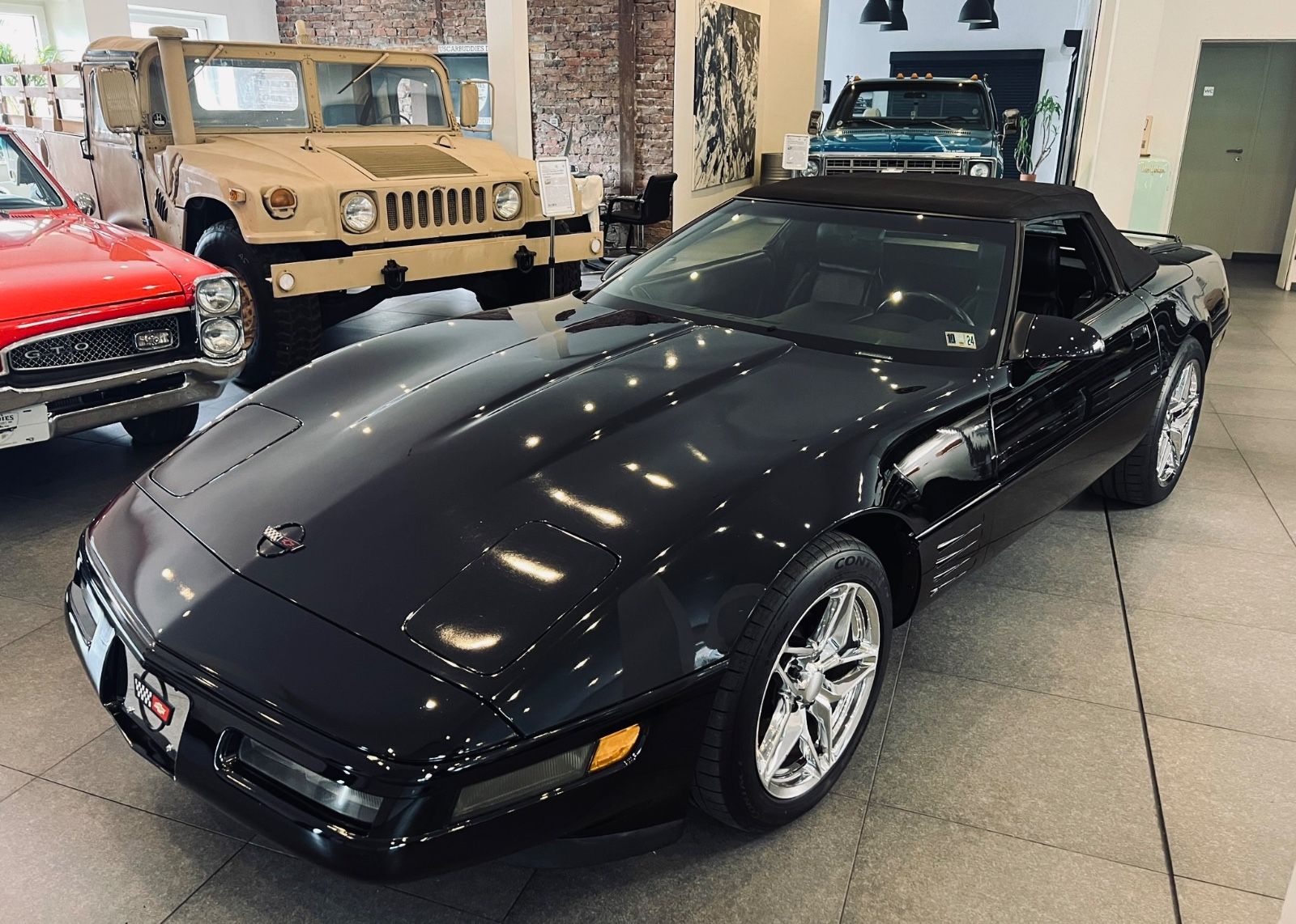 Fahrzeugabbildung Corvette C4 Anniversary Cabrio  5,7 L V8 mit TÜV und H.