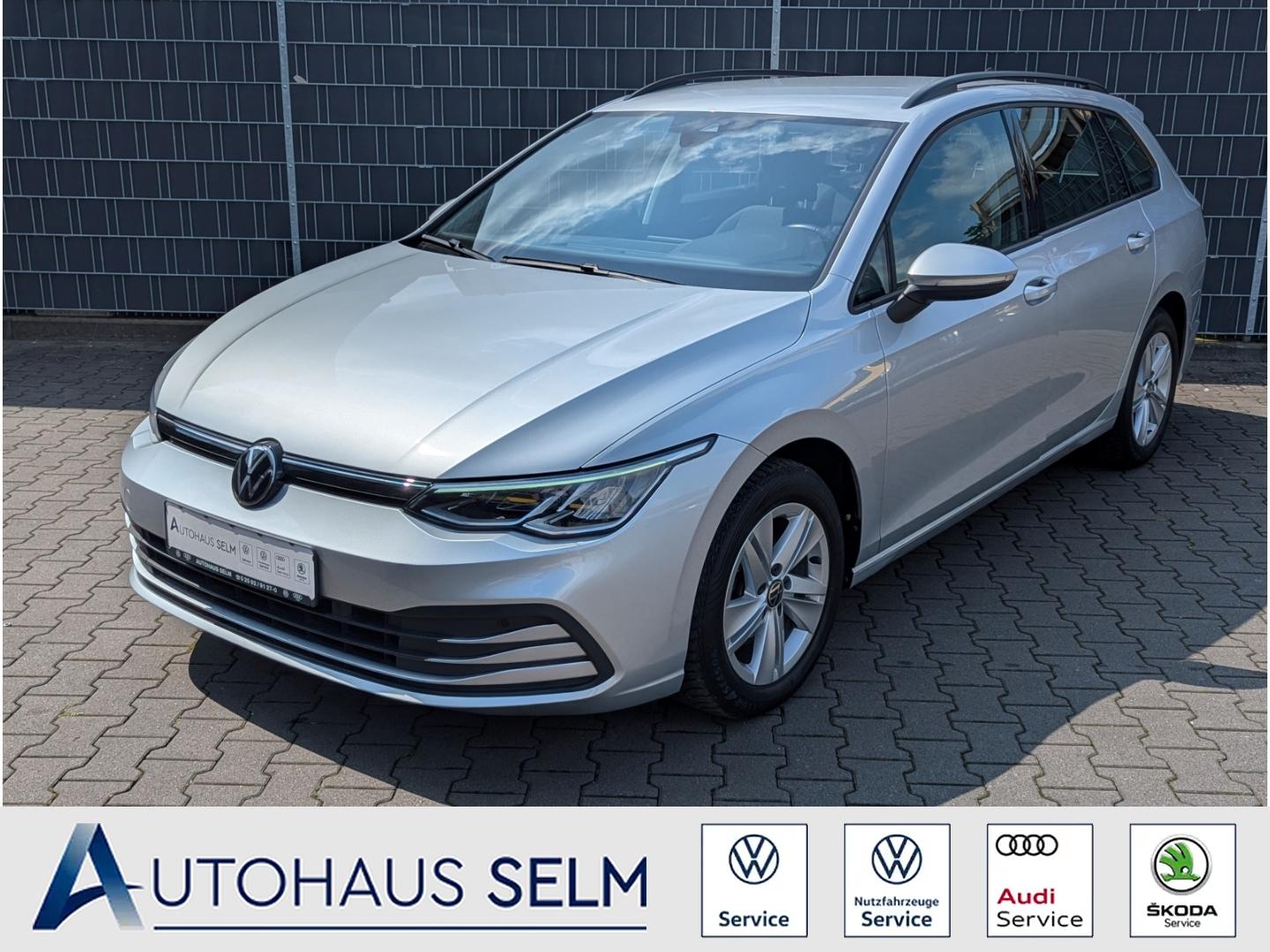 Volkswagen Golf VIII Variant1.0 eTSI DSG Life Navi Digitale